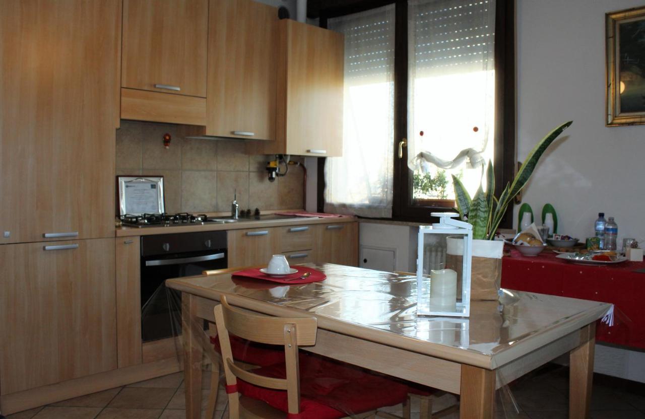 B. & B. Nabucco Bed & Breakfast Парма Екстериор снимка